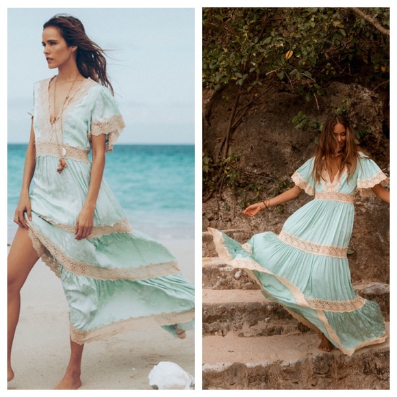 Spell Ocean 🌊 Gown in Seafoam - Picture 3 of 16